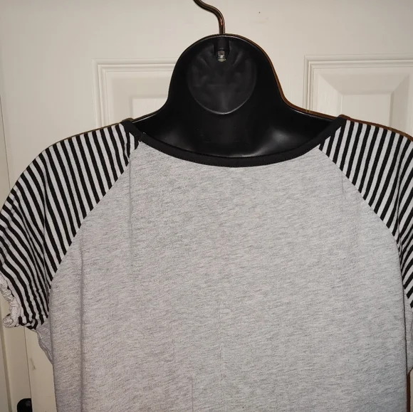 Disney Mickey Mouse Short Sleeve Pajama Top - Picture 9 of 12